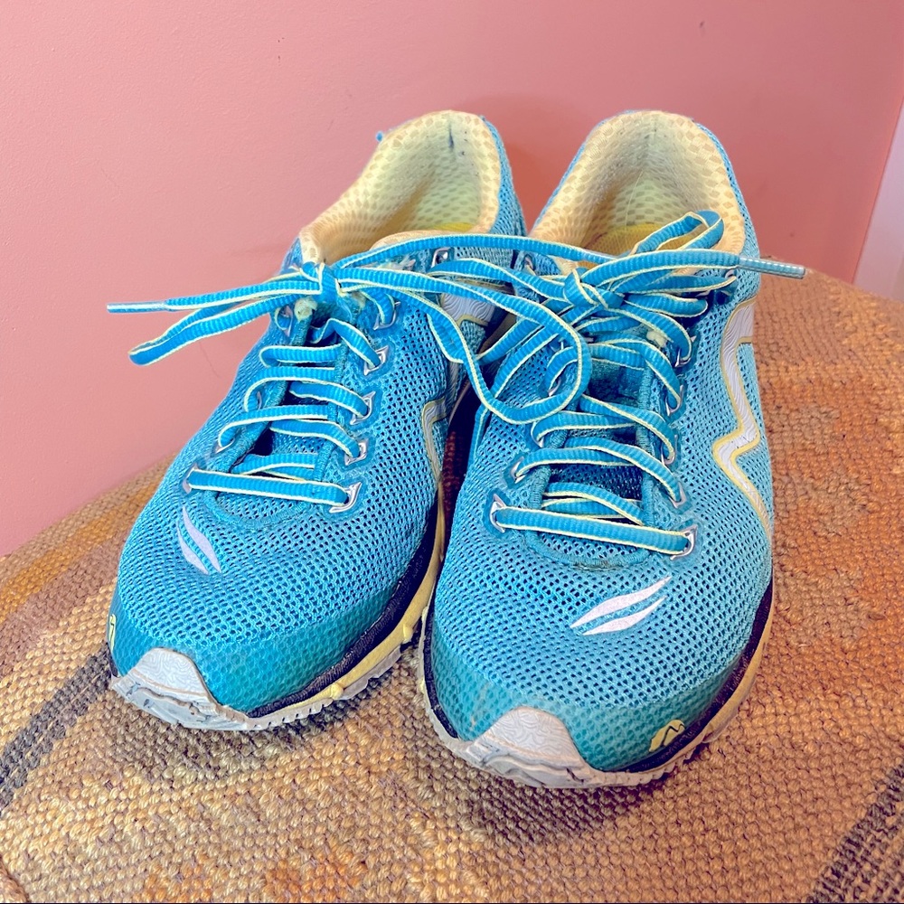 Karhu Shoes / Forwardride Fulcrum /Size 8
